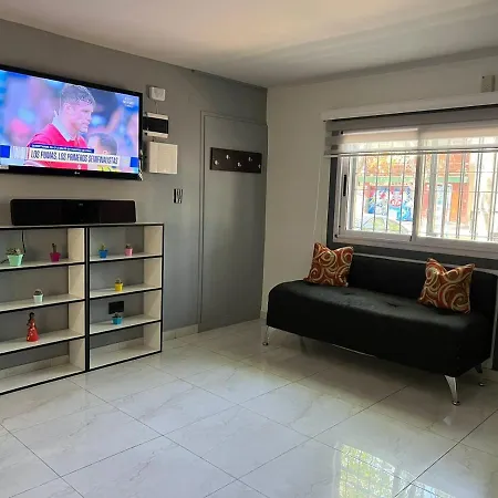 Casa Amplia Zona Semicentrica Con Cochera Mendoza Exterior photo
