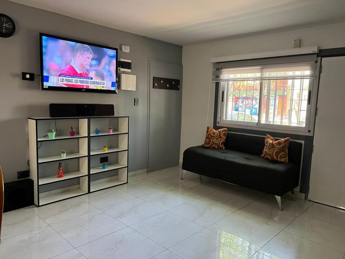 Casa Amplia Zona Semicentrica Con Cochera Holiday home Mendoza