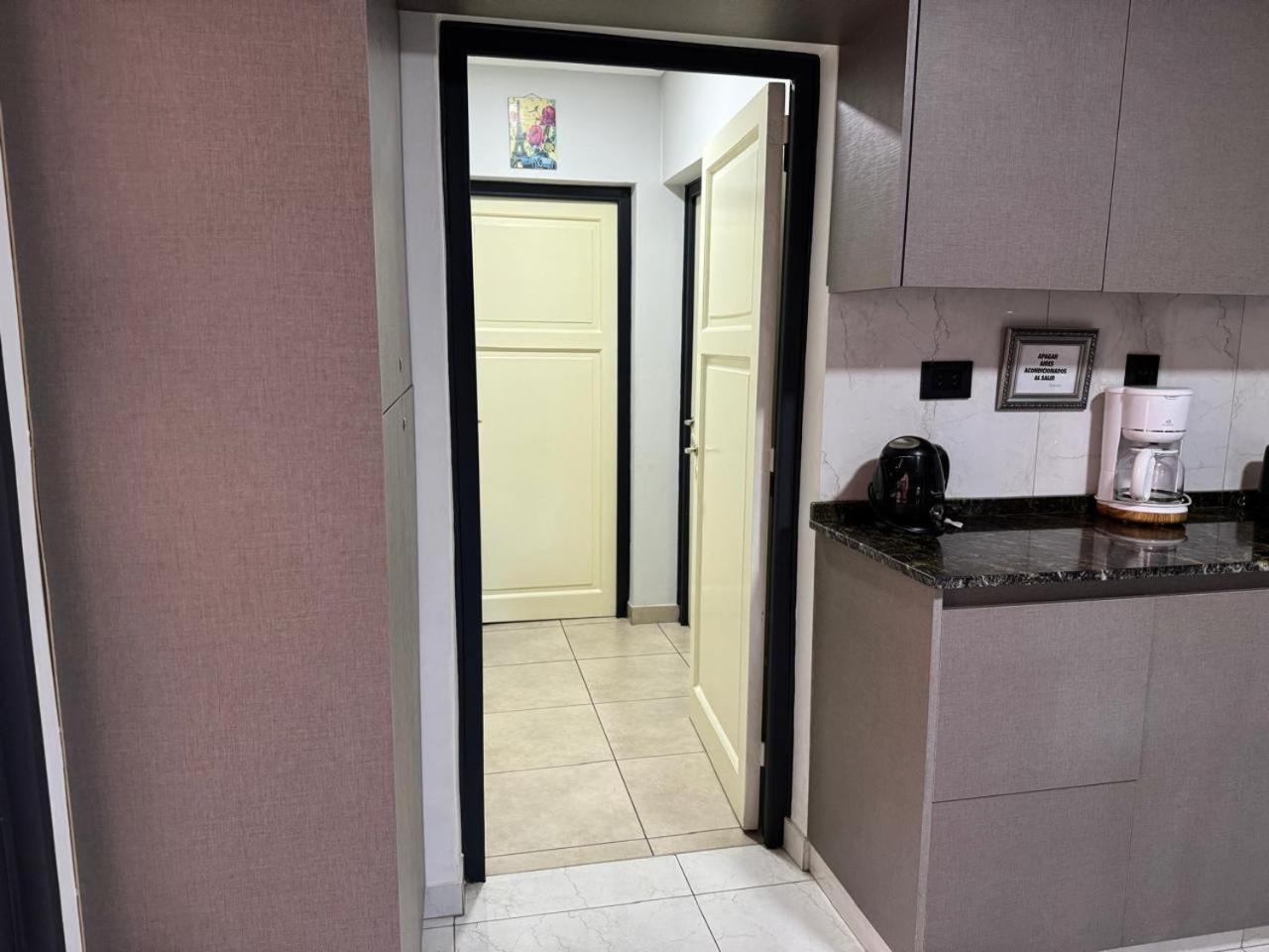 Casa Amplia Zona Semicentrica Con Cochera Mendoza